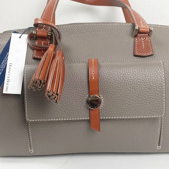 💥 Dooney & Bourke Shoulder Bag 💥 - Picture 4 of 11